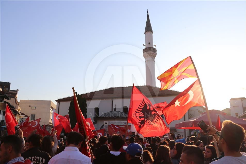 Shkup, organizohet "Mitingu i solidarizimit me Turqinë"