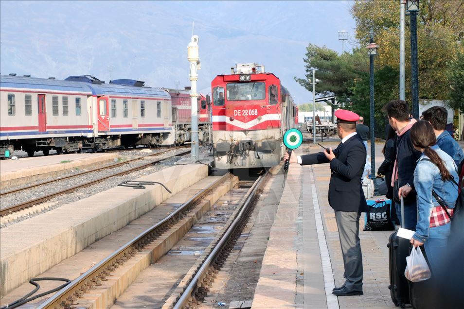 Doğu Ekspresi ile sonbaharda masalsı yolculuk