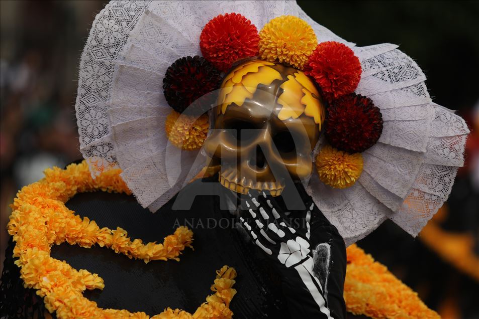 Meksika'da 'Ölüler Günü' festivali
