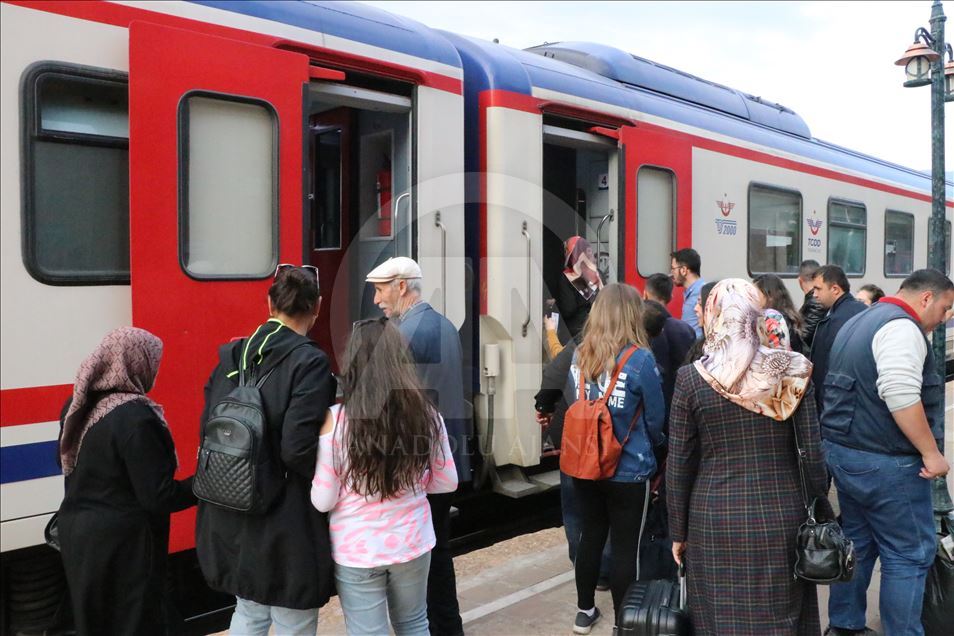 Doğu Ekspresi ile sonbaharda masalsı yolculuk