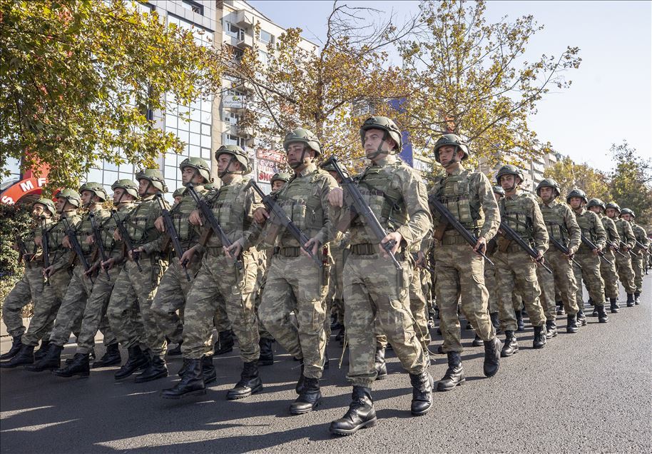 Başkentte 29 Ekim kortej yürüyüşü yapıldı