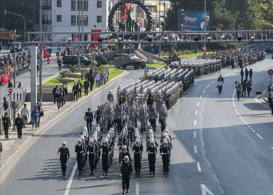 Başkentte 29 Ekim kortej yürüyüşü yapıldı