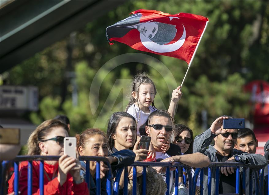 Başkentte 29 Ekim kortej yürüyüşü yapıldı