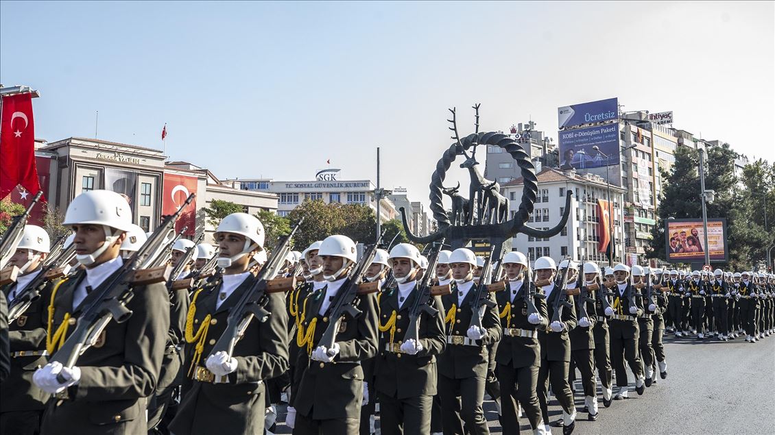 Başkentte 29 Ekim kortej yürüyüşü yapıldı