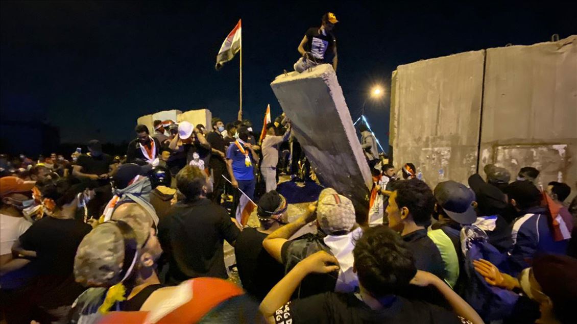 Irak'ta hükümet karşıtı gösteriler sürüyor
