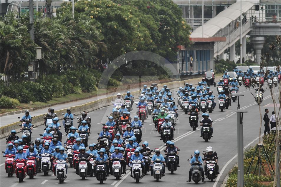 Parade kendaraan listrik di Jakarta 