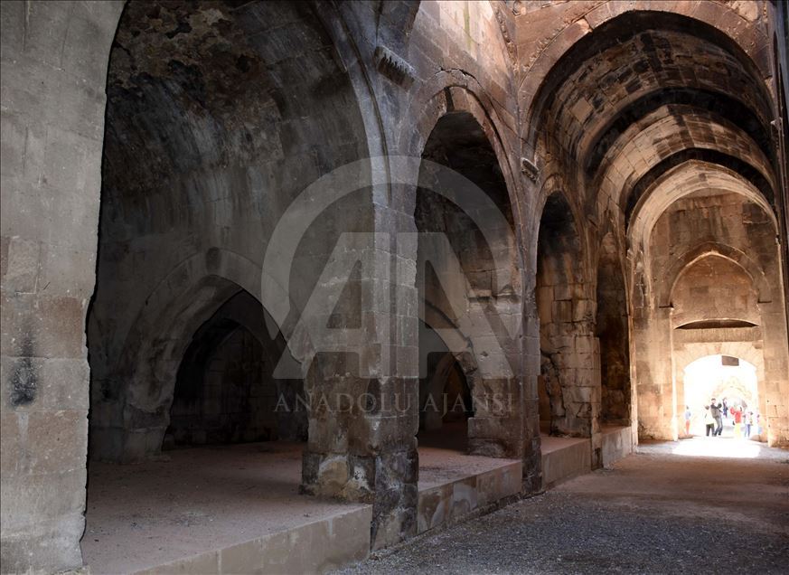 Ağzıkarahan Kervansarayı yıllara meydan okuyor