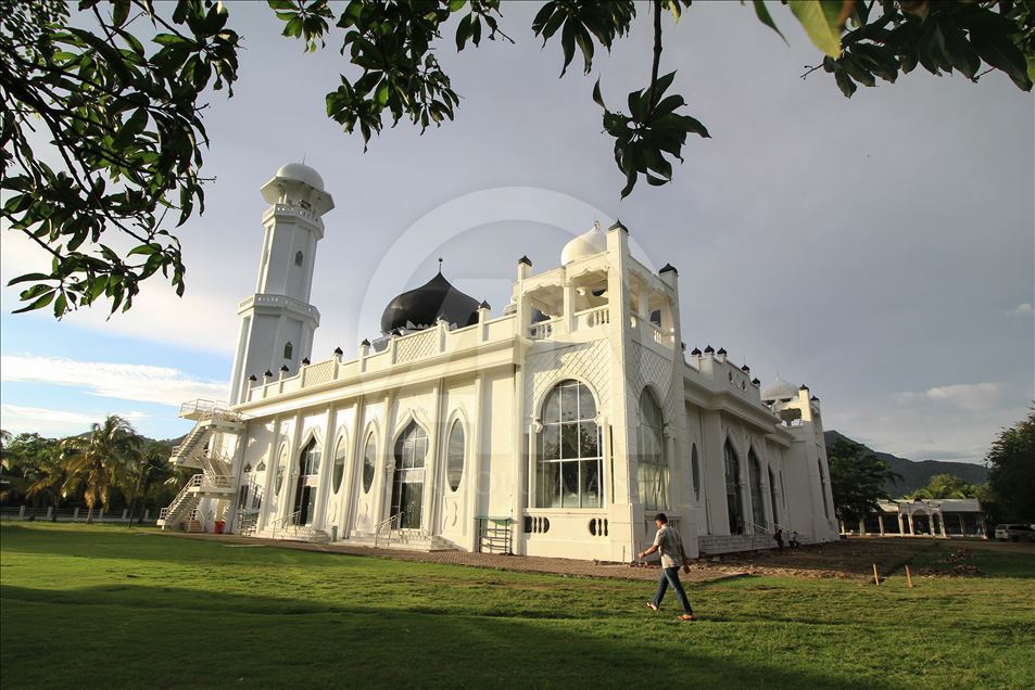 Masjid Rahmatullah saksi bisu tsunami Aceh