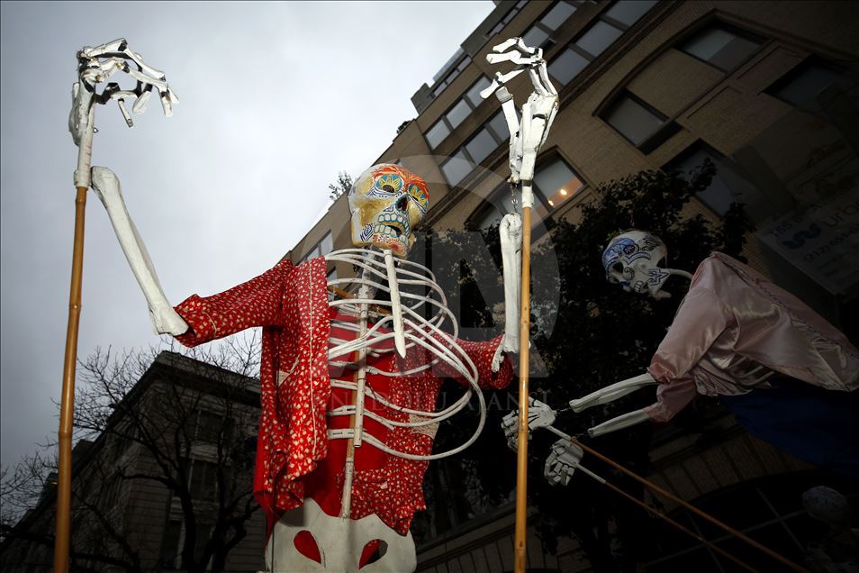 Ежегодный Хэллоуин-парад в Нью-Йорке
