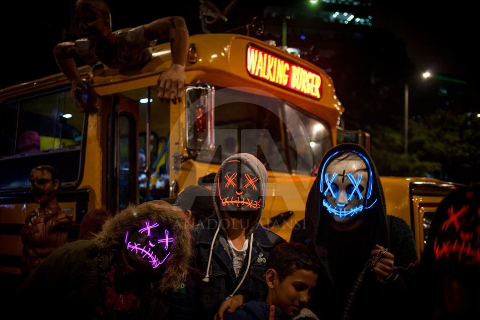 Kolombiya'da Zombi yürüyüşü