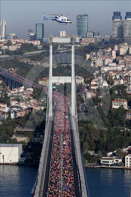 Во Истанбул се одржува единствениот интерконтинетален маратон на светот