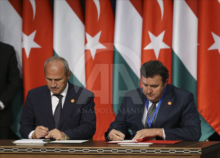 Türkiye-Macaristan arasındaki anlaşmaların imza töreni