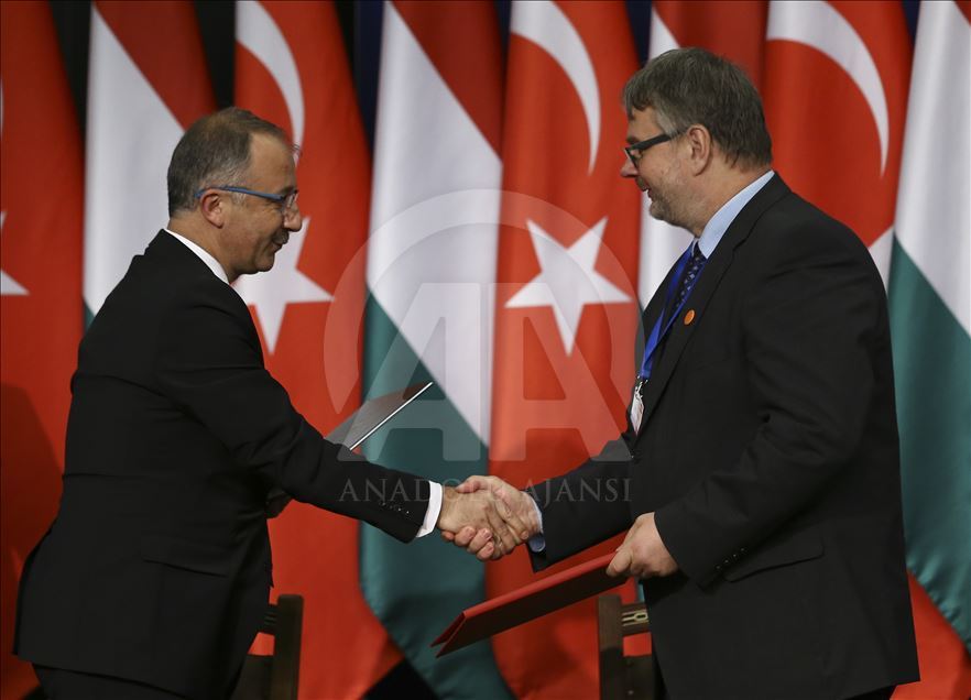 Türkiye-Macaristan arasındaki anlaşmaların imza töreni