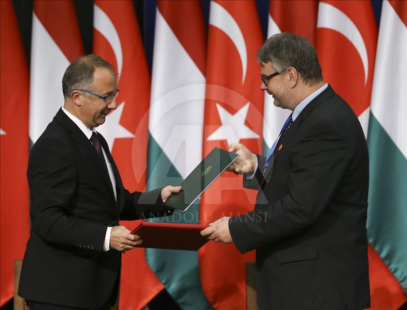 Türkiye-Macaristan arasındaki anlaşmaların imza töreni