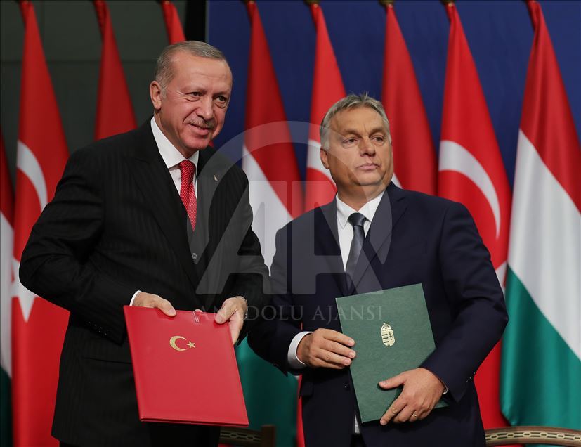 Türkiye-Macaristan arasındaki anlaşmaların imza töreni