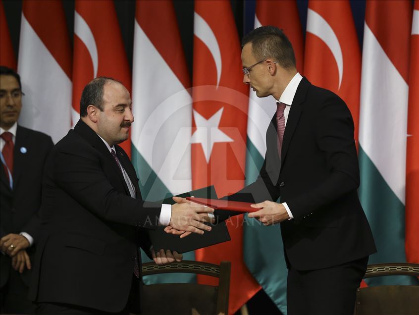Türkiye-Macaristan arasındaki anlaşmaların imza töreni