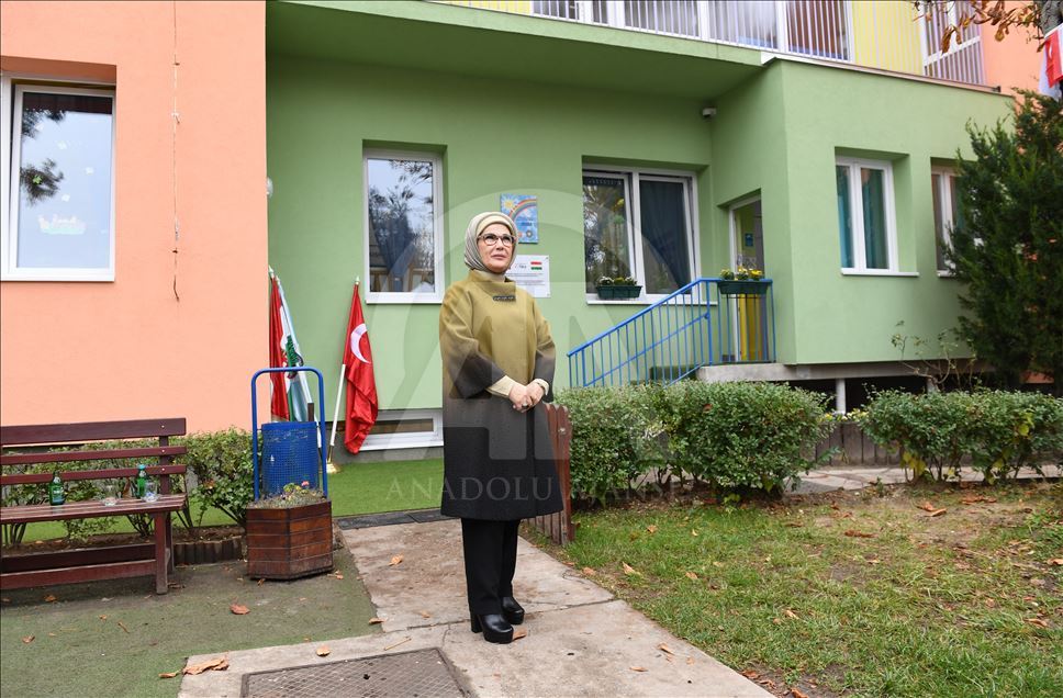 Emine Erdoğan, Macaristan’da 