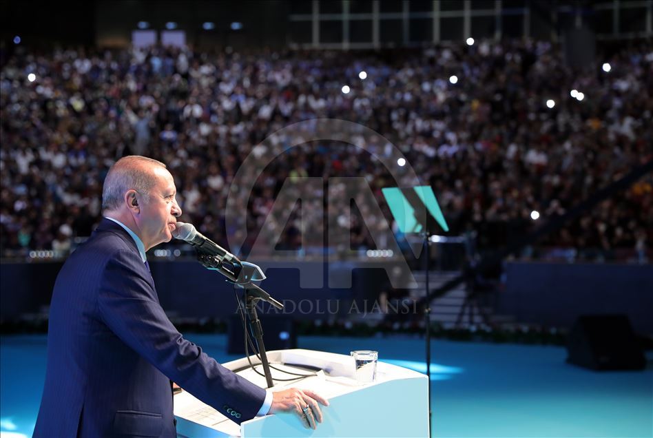 أردوغان: لن نصغي بتاتا لمن يقولون "ليرحل السوريون"