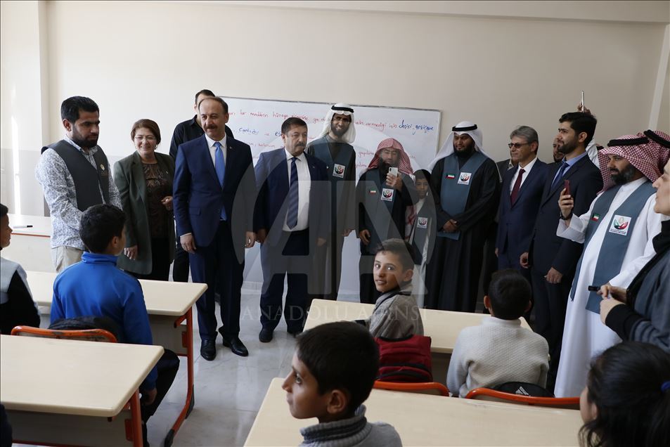 بدعم قطري كويتي...افتتاح مدرسة للأتراك والسوريين في أورفا
