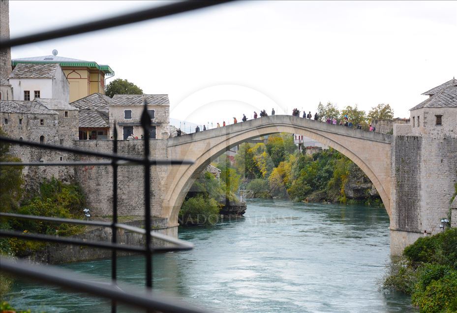 Mostar - исторический мост, объединяющий народы 
