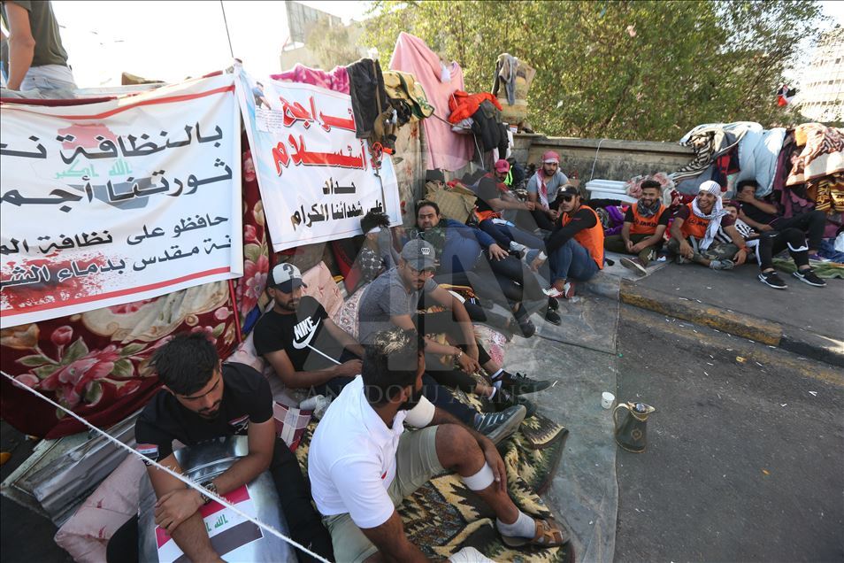 رغم القيود الأمنية.. الاحتجاجات تتصاعد بالعراق وتنديد دولي بـ"القمع"