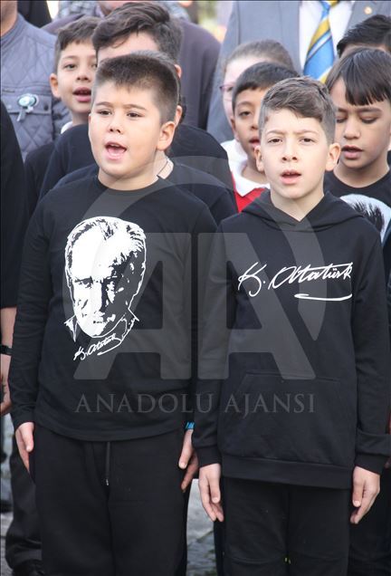 Büyük Önder Atatürk'ü anıyoruz