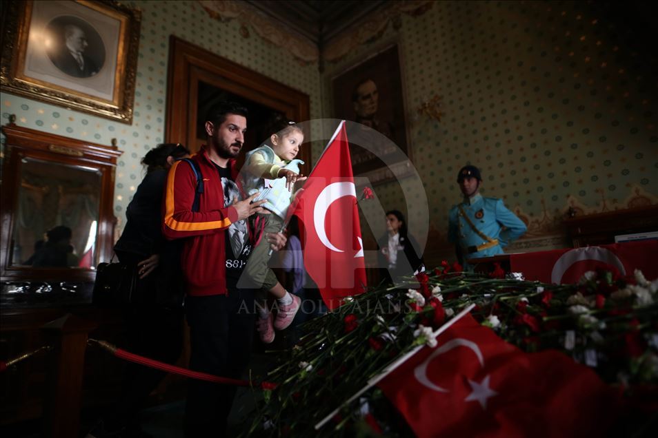 Büyük Önder Atatürk'ü anıyoruz