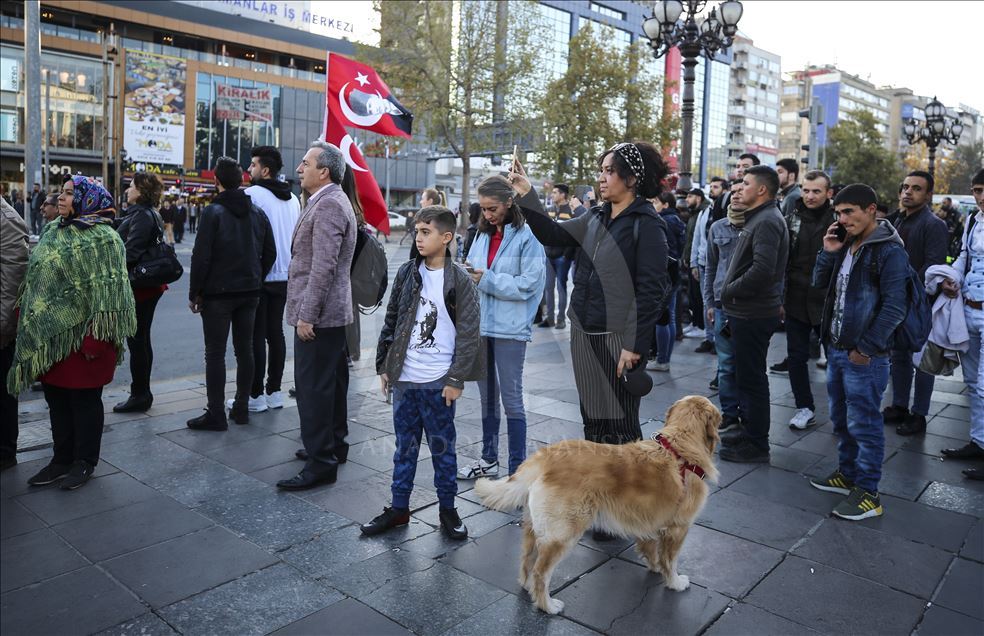 Büyük Önder Atatürk'ü anıyoruz