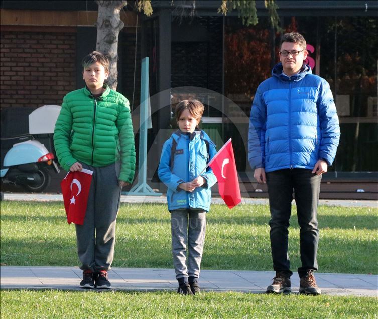 Büyük Önder Atatürk'ü anıyoruz
