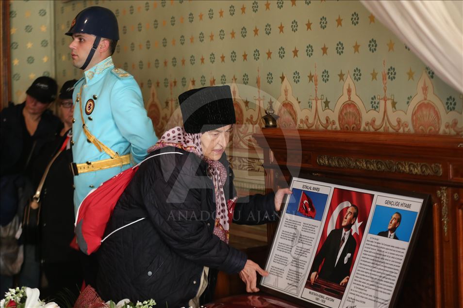 Büyük Önder Atatürk'ü anıyoruz