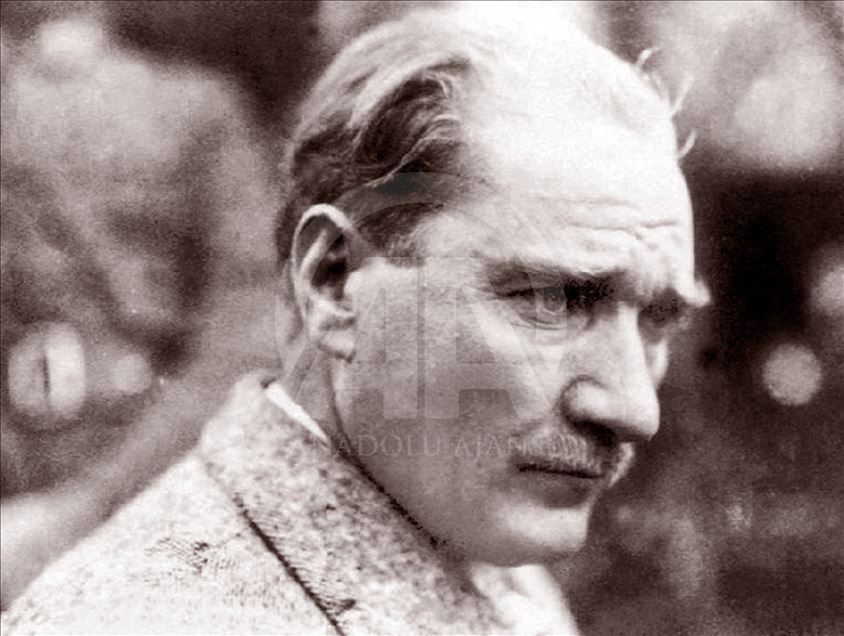 Турция чтит память Ататюрка