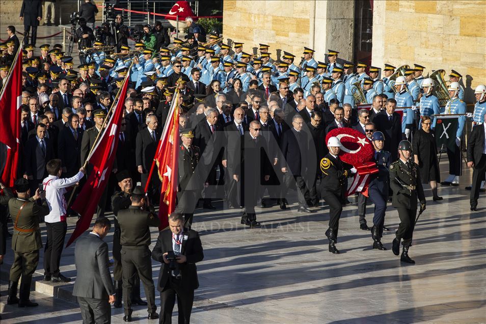 Turqi, përkujtohet 81-vjetori i ndarjes nga jeta e Mustafa Kemal Ataturk