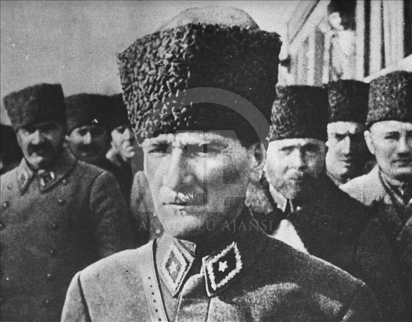 Турция чтит память Ататюрка