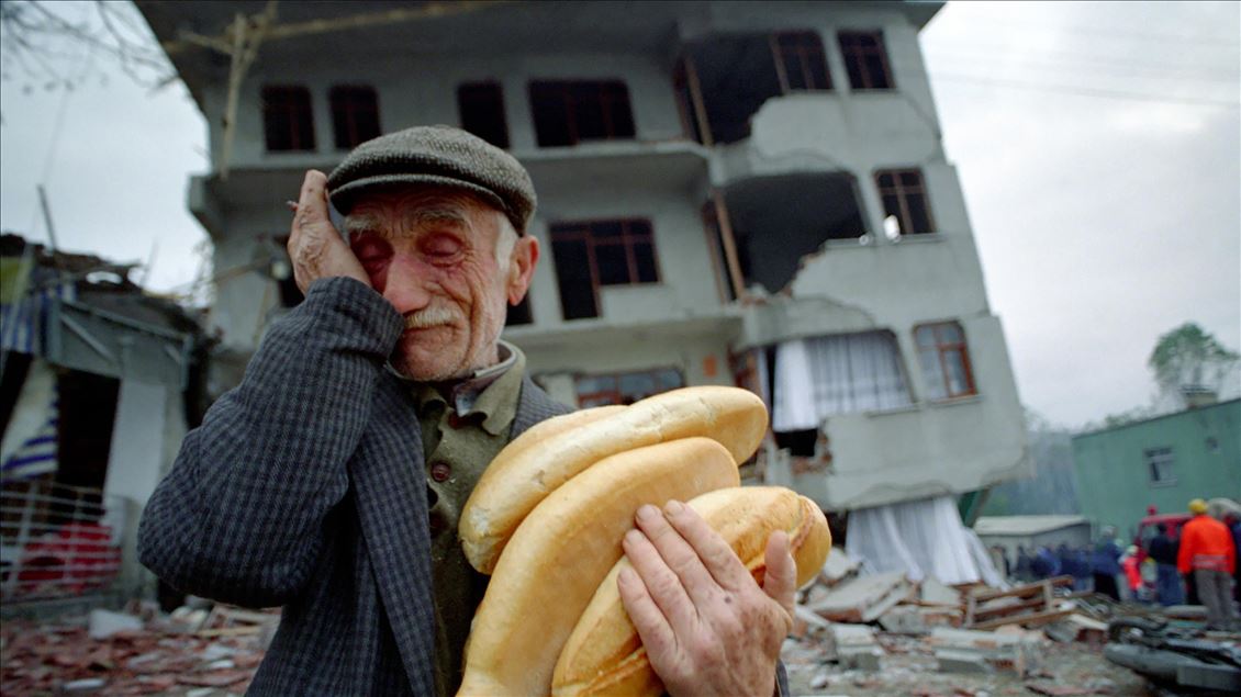 Düzce'de 20 yıl önceki depremin izleri silindi