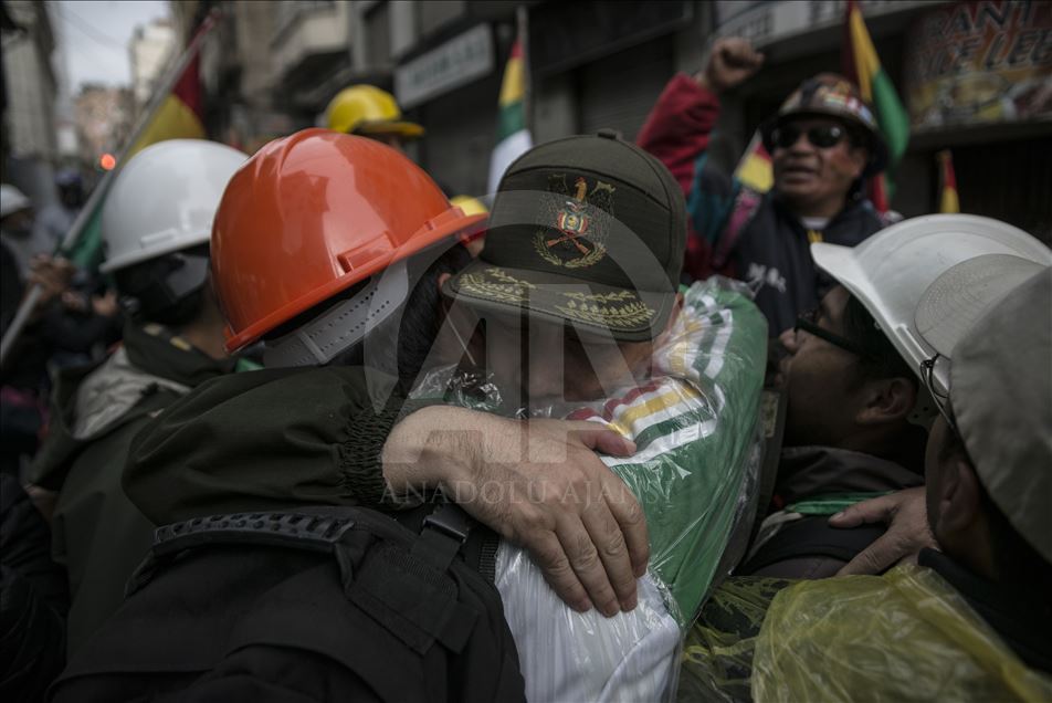 Bolivya Devlet Başkanı Evo Morales istifa etti