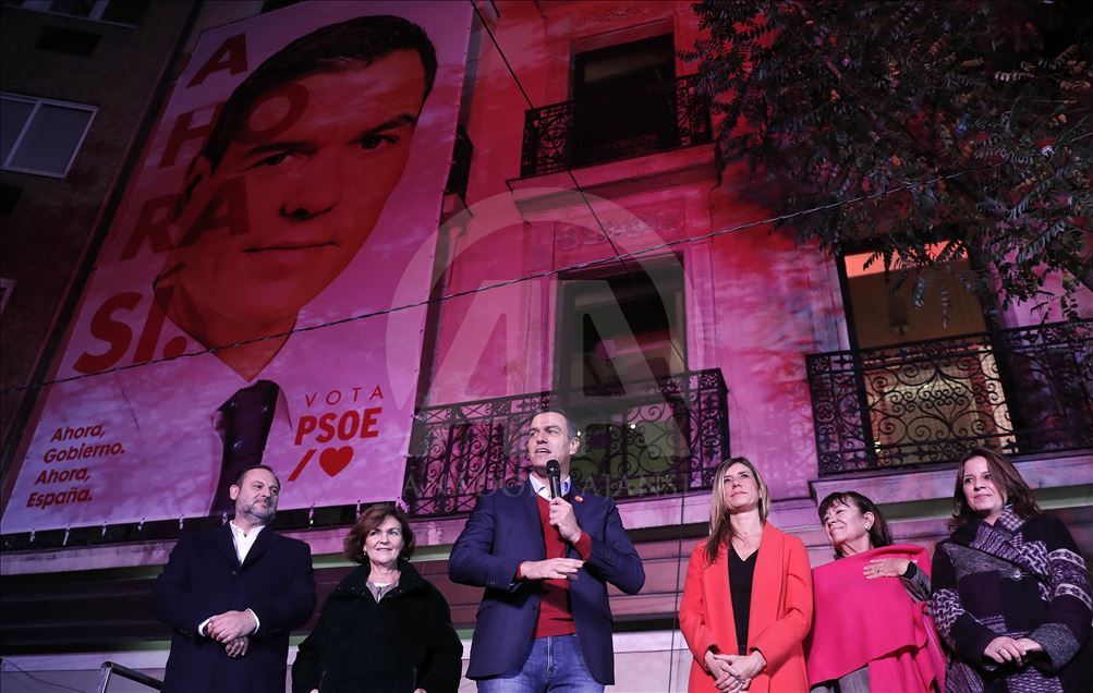 İspanya'daki seçimler ülkedeki siyasi belirsizliği derinleştirdi

