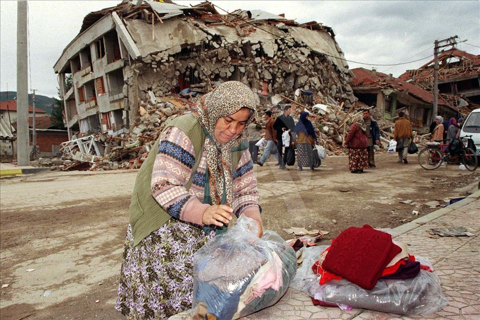 Düzce'de 20 yıl önceki depremin izleri silindi