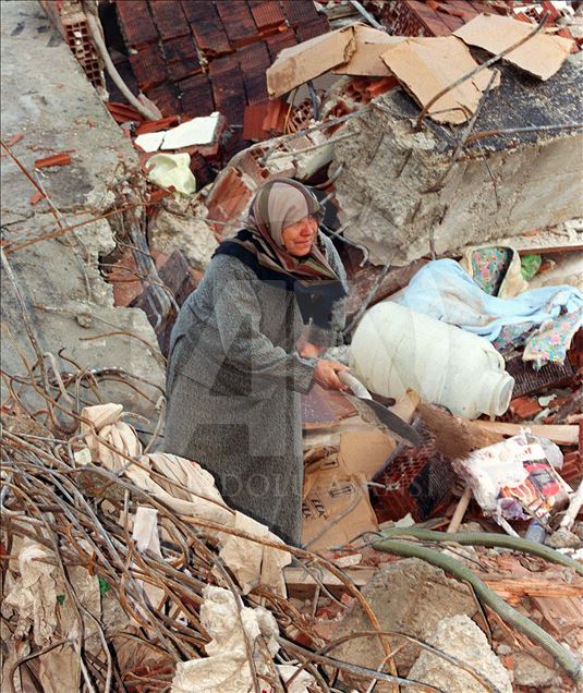 Düzce'de 20 yıl önceki depremin izleri silindi