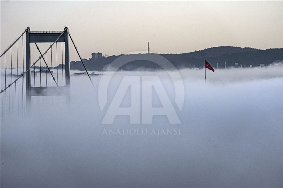 İstanbul'da sis