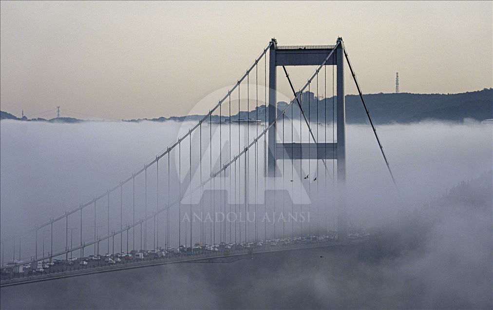 İstanbul'da sis