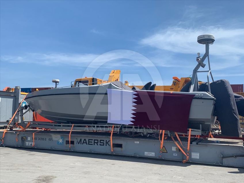قطر تُقدم معدات زراعية وقوراب بحرية أمنية للصومال
