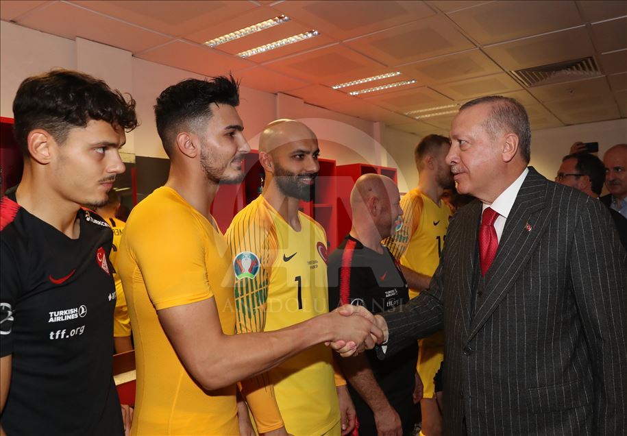 اردوغان صعود تیم ملی فوتبال ترکیه به جام ملت‌های اروپا را تبریک گفت