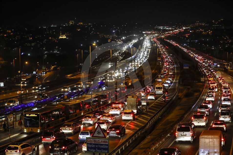 İstanbul'da trafik yoğunluğu