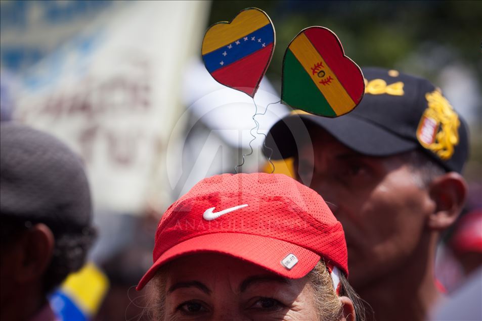Venezuela'da Bolivya eski Devlet Başkanı Morales'e destek gösterisi