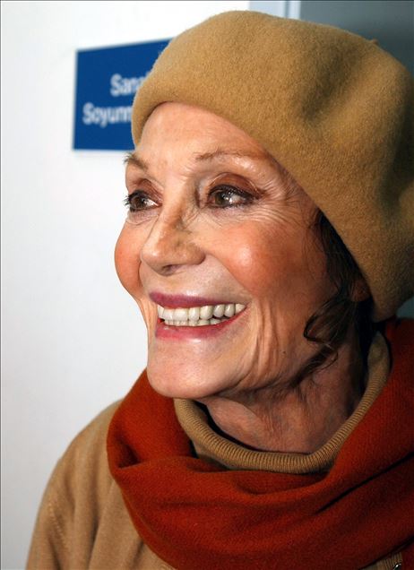 Turkey: Legendary actress Yildiz Kenter dead at 91