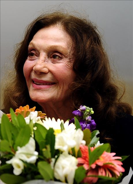 Turkey: Legendary actress Yildiz Kenter dead at 91
