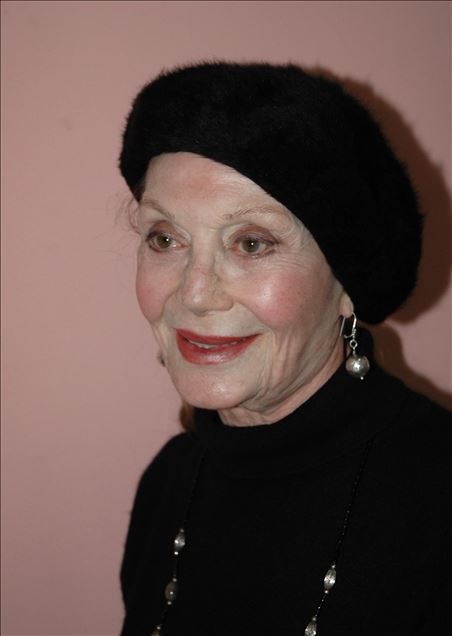 Turkey: Legendary actress Yildiz Kenter dead at 91