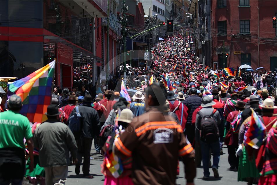 Bolivya'da geçiş hükümeti karşıtı gösteri
