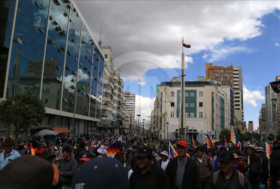 Bolivya'da geçiş hükümeti karşıtı gösteri
