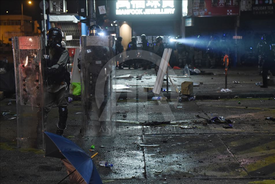 AA ndjek nga afër protestat në Hong Kong